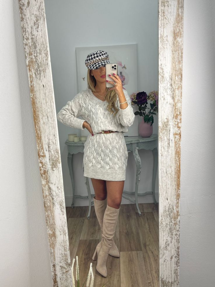 Gorra Patricia blanca y negra