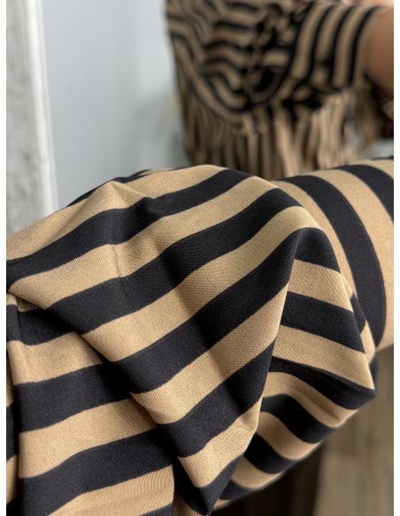 Camisa rayas camel y negra con bolsillo