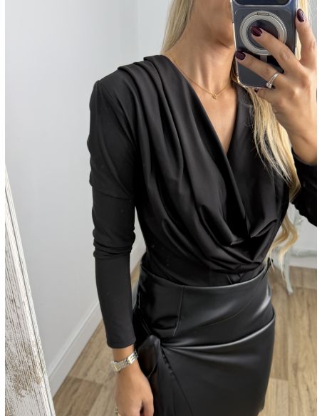 Body escote cascada negro