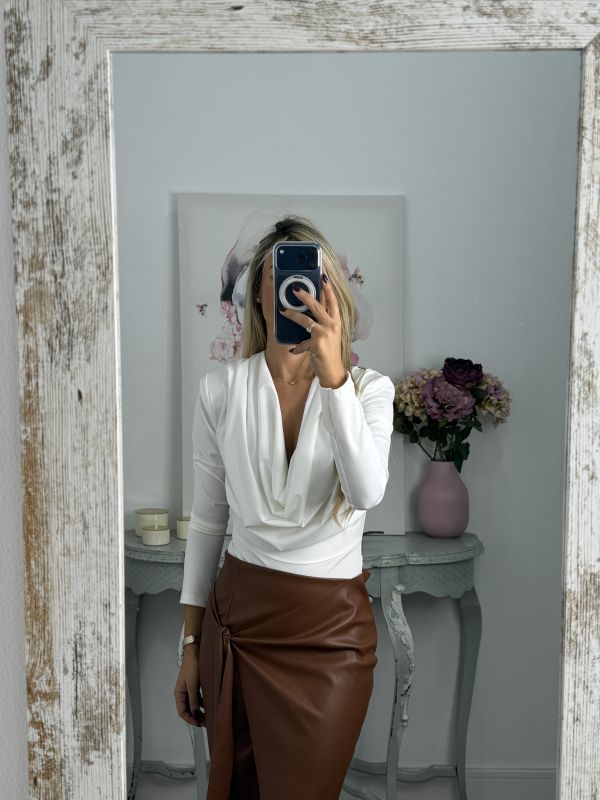 Body escote cascada blanco