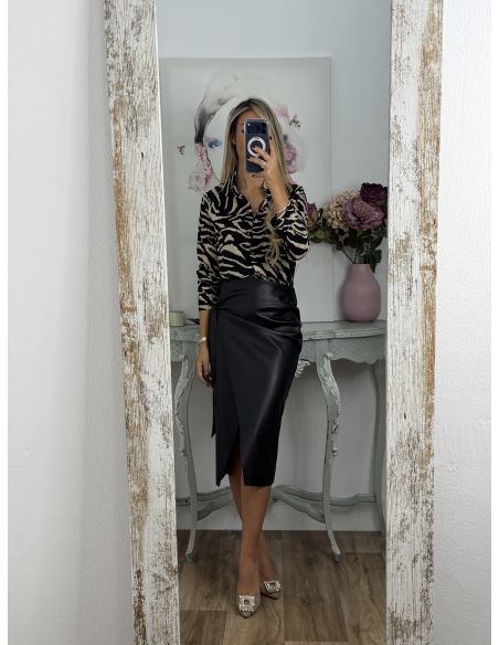 Falda Polipiel lazada negra