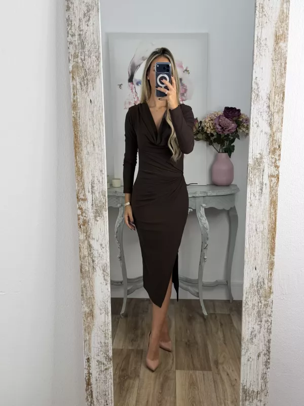 Vestido Margaret cascada chocolate