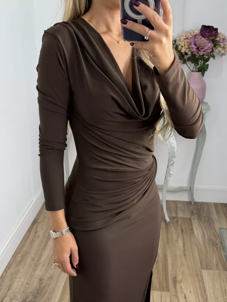 Vestido Margaret cascada chocolate