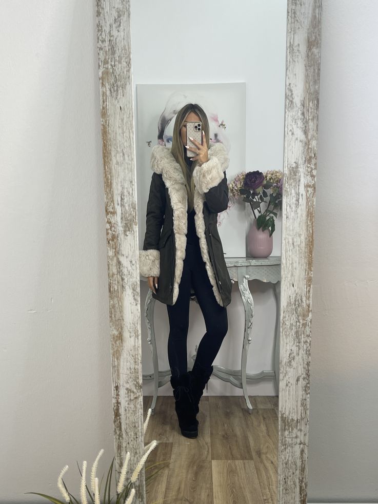 Abrigo Parka Verde con pelo beige