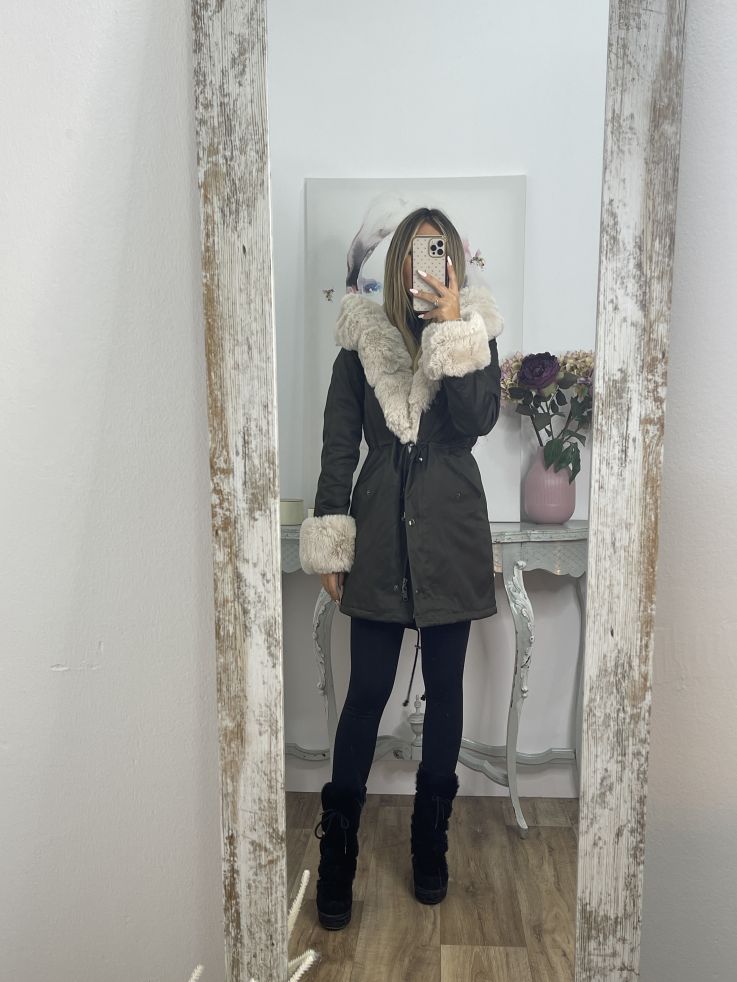 Abrigo Parka Verde con pelo beige
