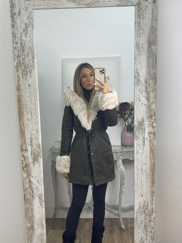 Abrigo Parka Verde con pelo beige