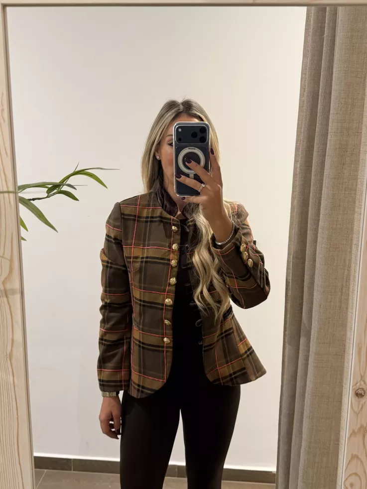 Chaqueta Daniella cuadros marrones Chaqueta Daniella cuadros marrones