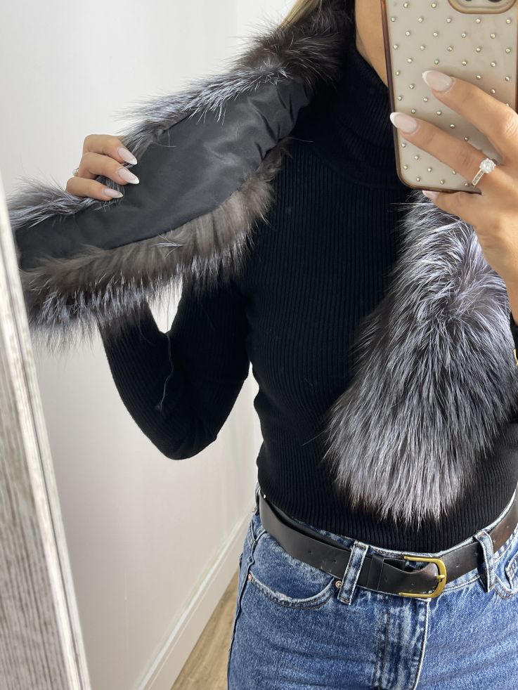 Cuello Alaska tono gris