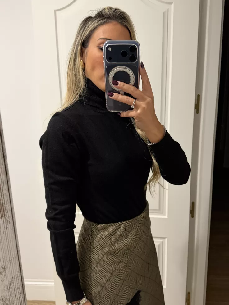 Jersey Deep cuello alto negro Jersey Deep cuello alto negro