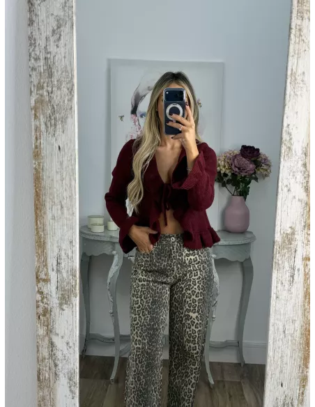 Rebeca lazada volante burdeos