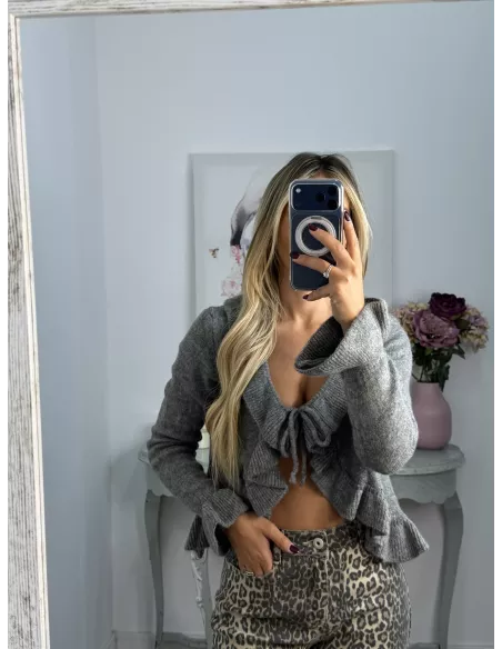 Rebeca lazada volante gris