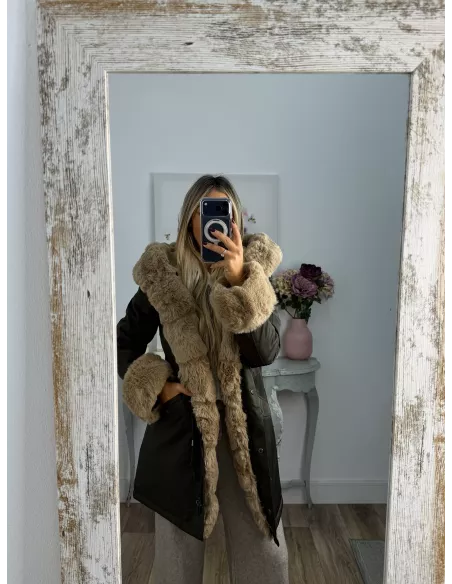 Abrigo Parka Verde con pelo camel
