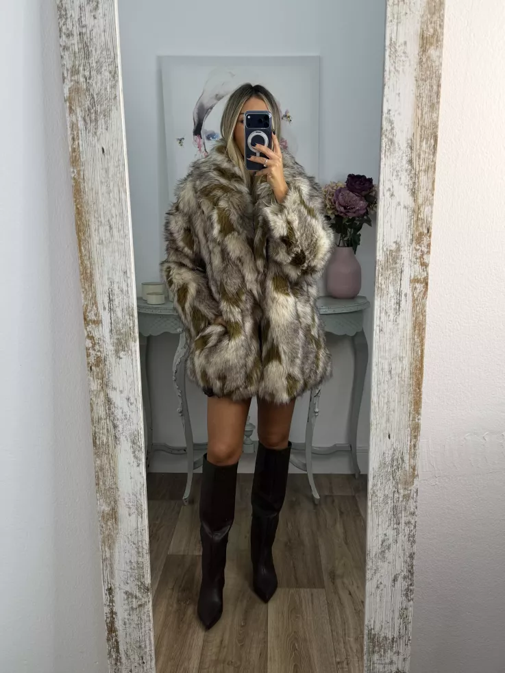 Abrigo Galán tonos beige y ocre