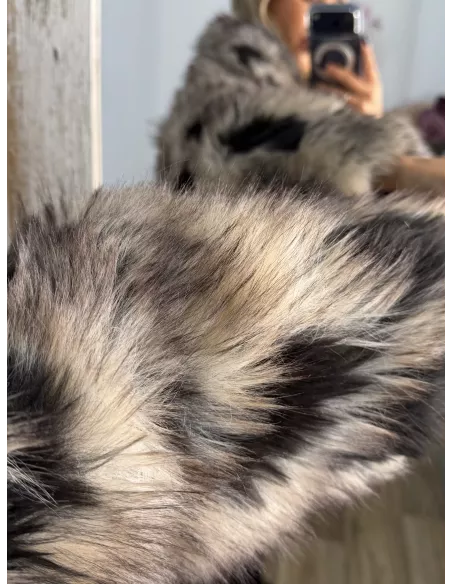 Abrigo Galán tonos beige y negro