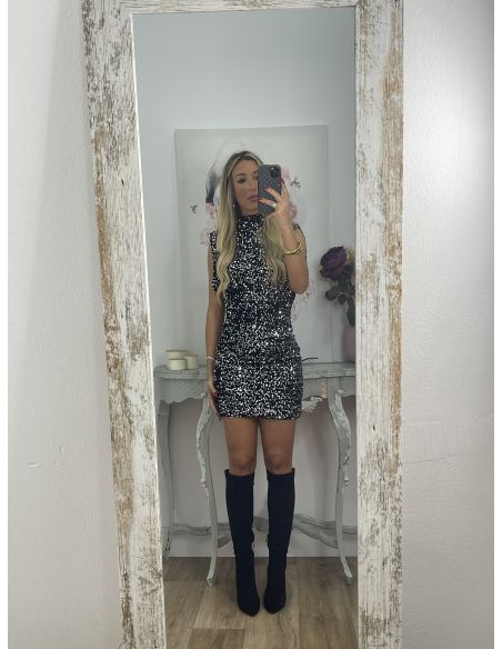 Vestido Claudia de lentejuelas plateadas