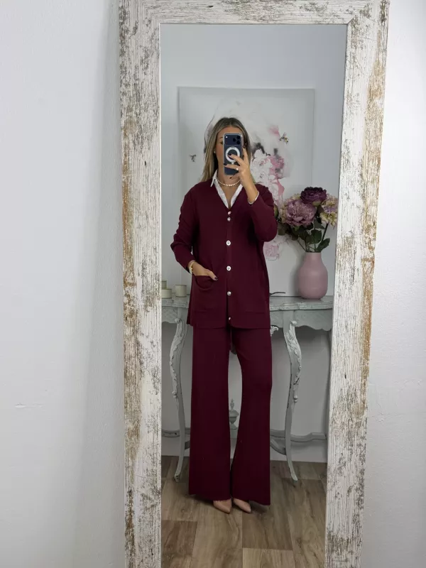 Conjunto tres piezas burdeos