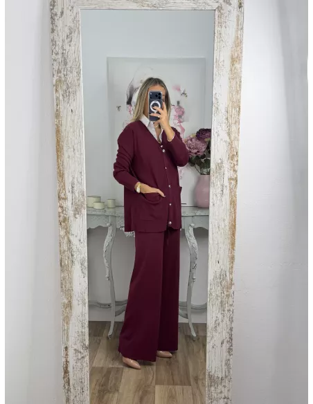 Conjunto tres piezas burdeos