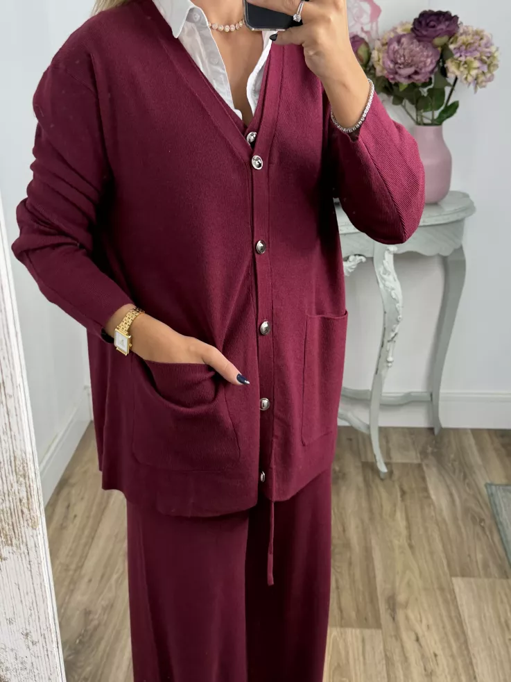 Conjunto tres piezas burdeos