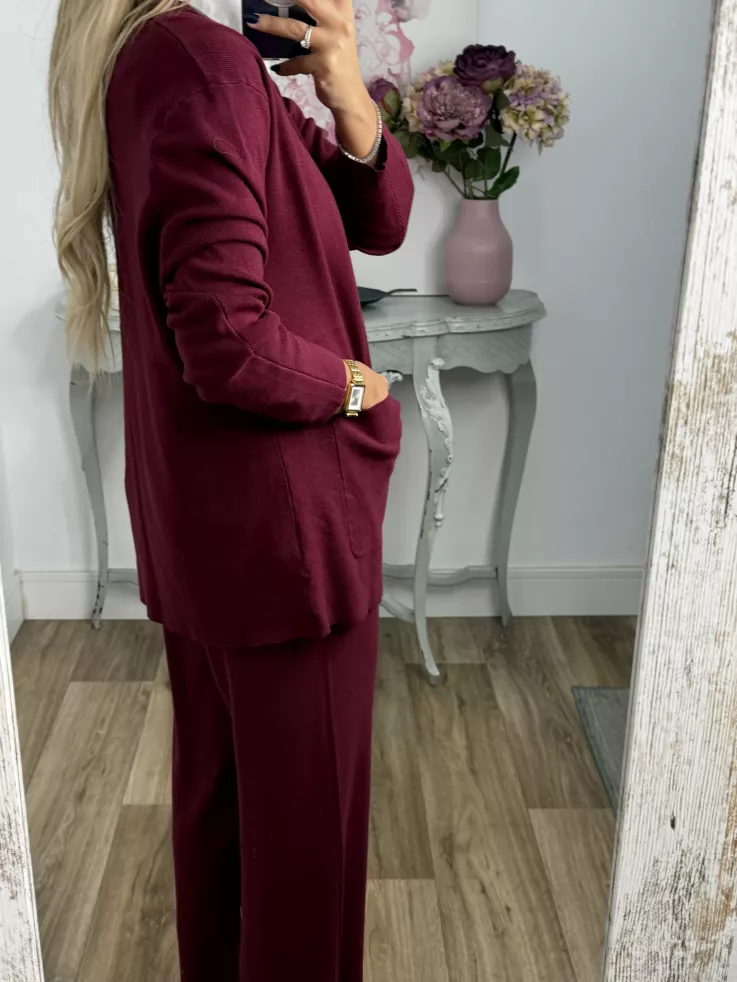Conjunto tres piezas burdeos