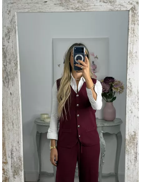 Conjunto tres piezas burdeos
