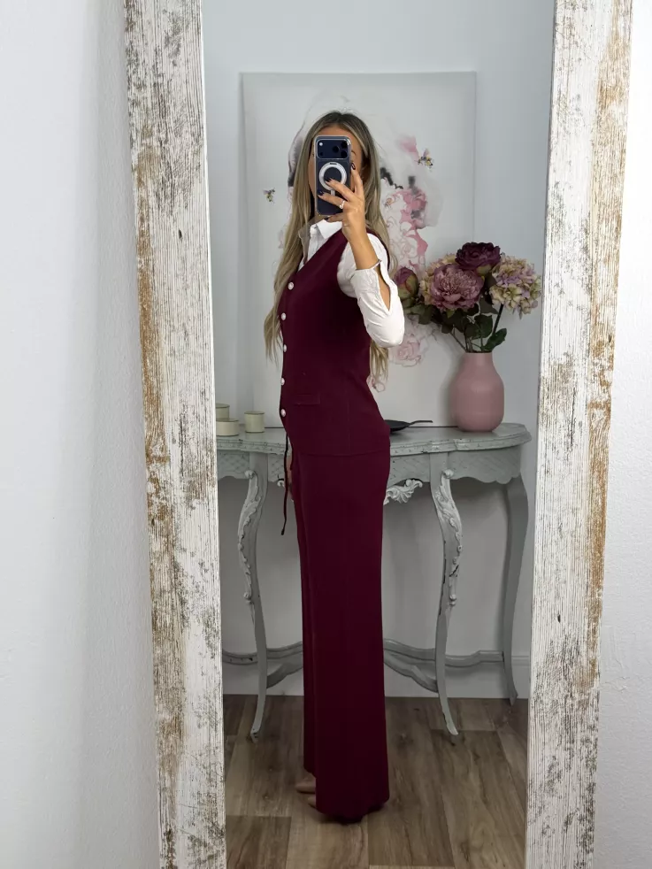Conjunto tres piezas burdeos