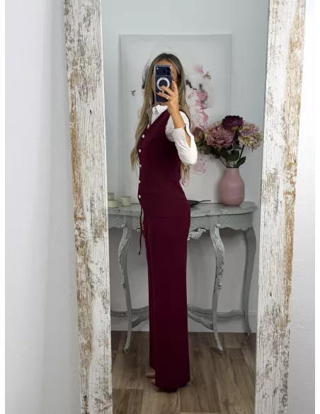 Conjunto tres piezas burdeos