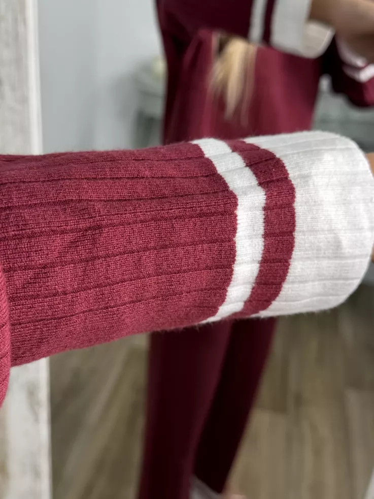 Conjunto Franja burdeos