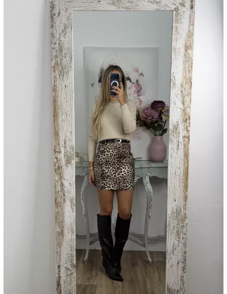 Jersey trenzado cuello a la caja beige