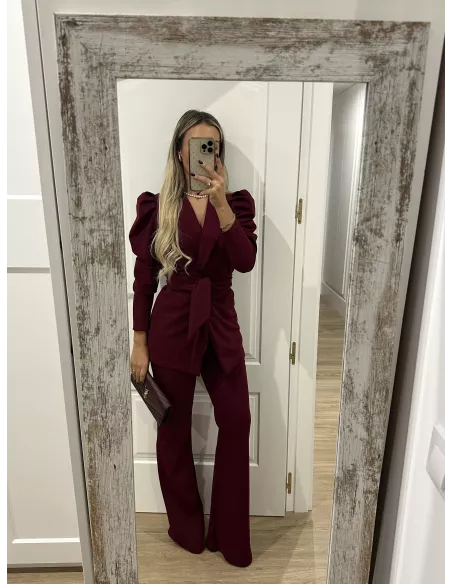 Conjunto Laras burdeos