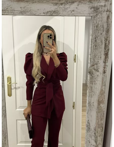 Conjunto Laras burdeos