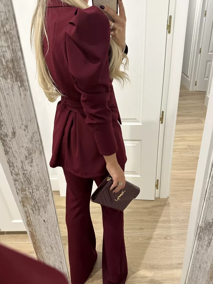 Conjunto Laras burdeos