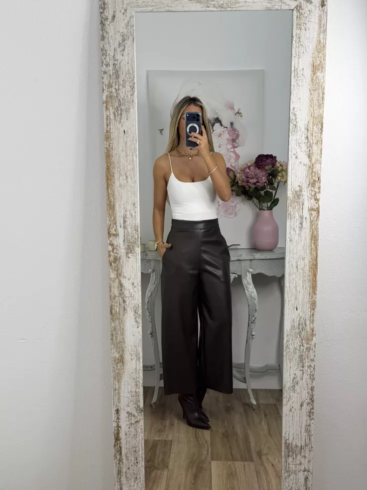 Pantalón culotte polipiel chocolate