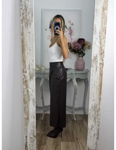 Pantalón culotte polipiel chocolate