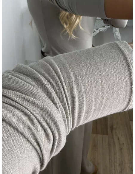 Camiseta Melissa cuello alto taupe