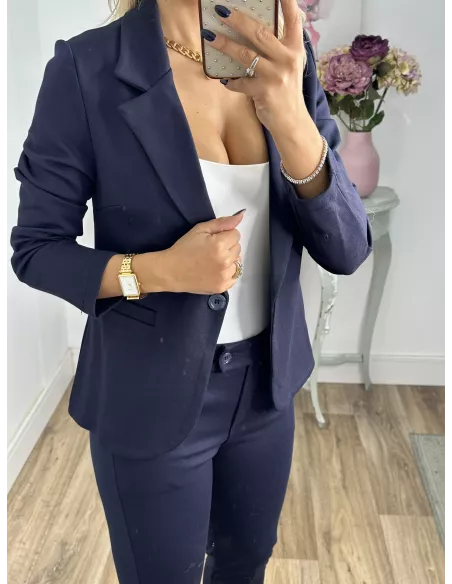 Traje chaqueta y pantalón pitillo azul marino