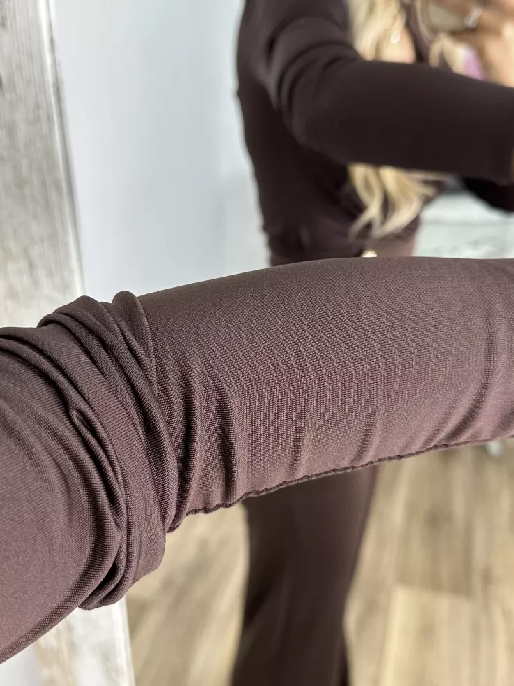 Body marrón con puntilla escote