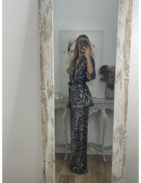 Chaqueta Letizz negra y plateada de lentejuelas