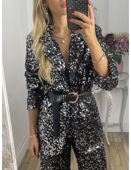 Chaqueta Letizz negra y plateada de lentejuelas