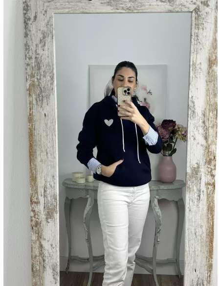 Sudadera azul marino capucha con corazón