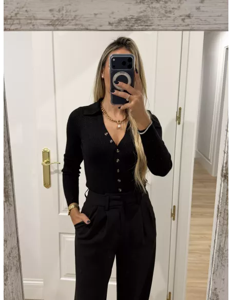 Body de punto negro con botones