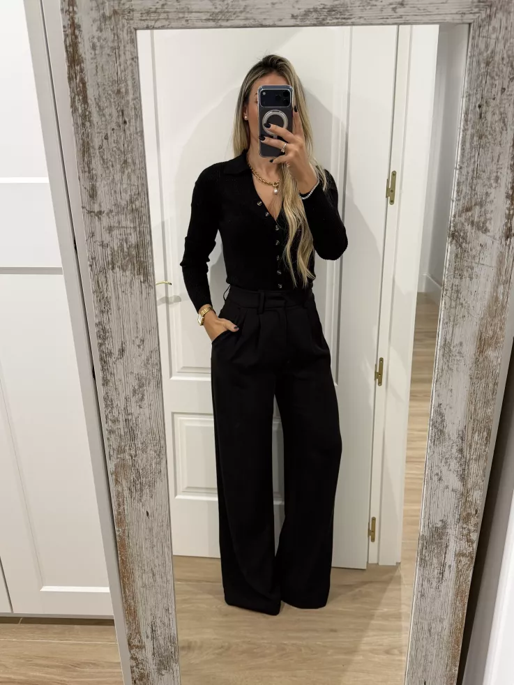 Body de punto negro con botones