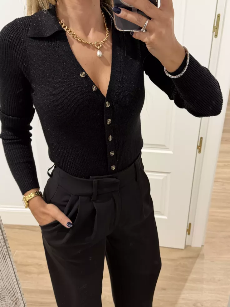 Body de punto negro con botones