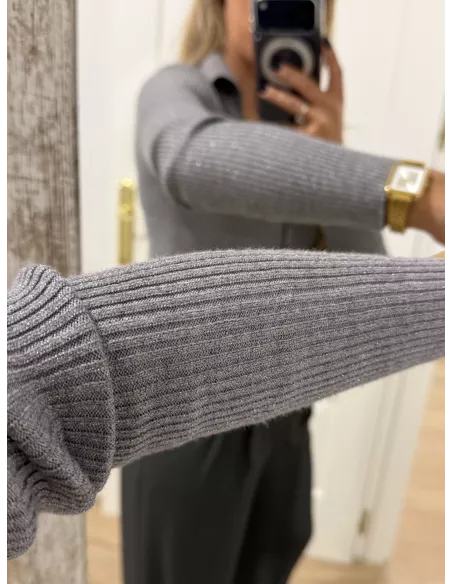 Body de punto gris con botones