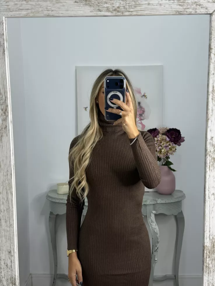 Vestido Loreto de punto chocolate