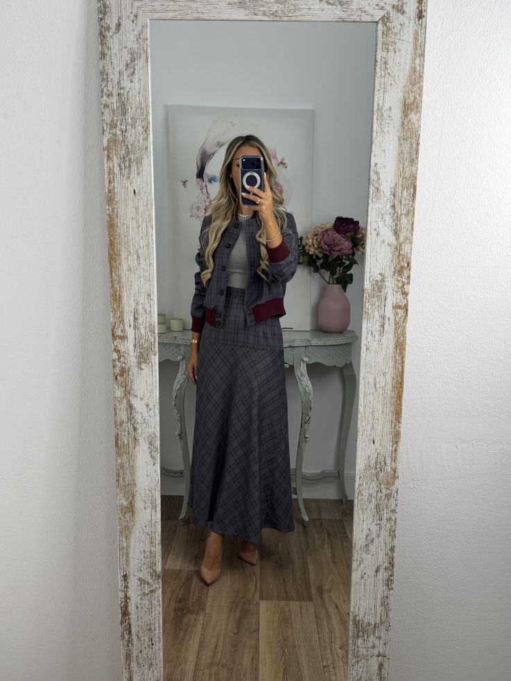 Conjunto bomber cuadros gris y burdeo