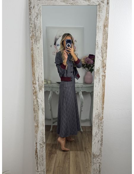 Conjunto bomber cuadros gris y burdeo