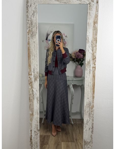 Conjunto bomber cuadros gris y burdeo