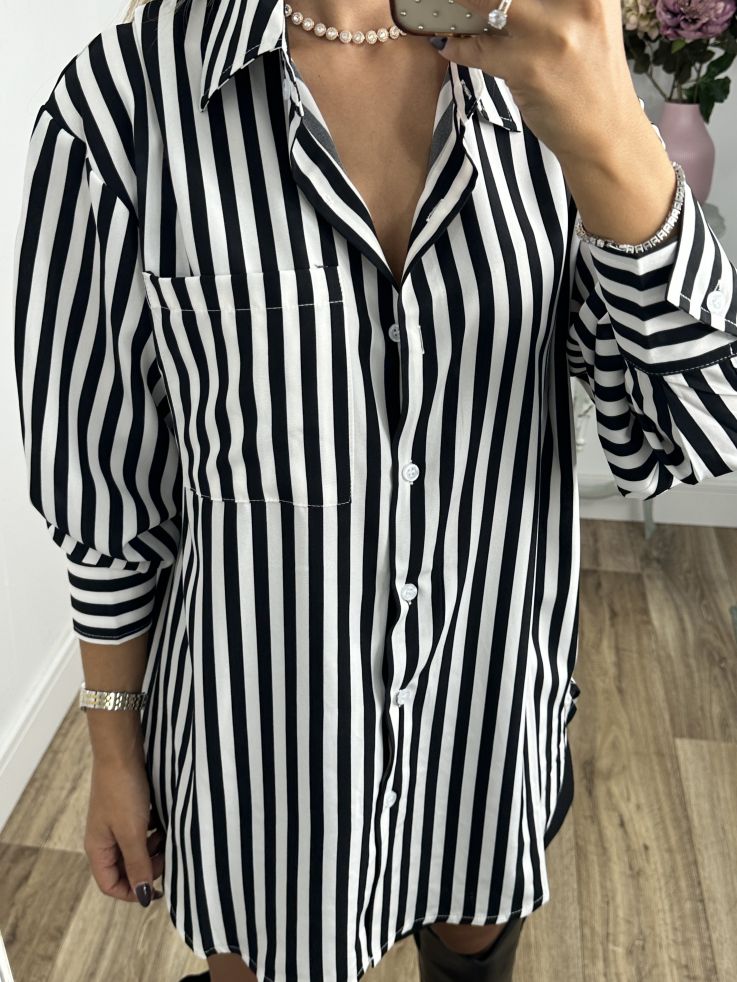 Camisa rayas blanca y negra con bolsillo