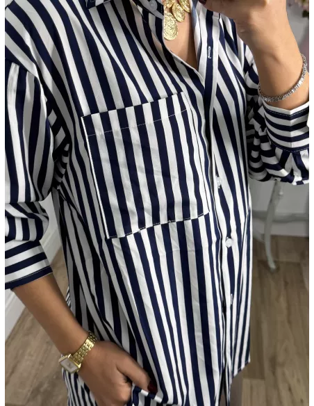Camisa rayas blanca y azul con bolsillo