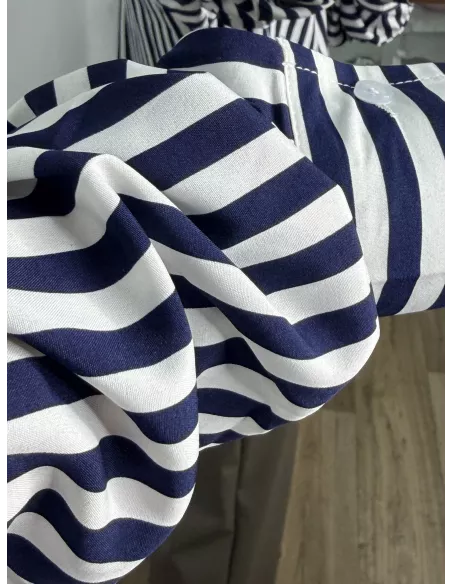 Camisa rayas blanca y azul con bolsillo